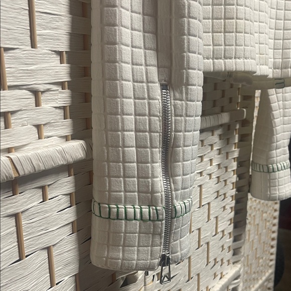 Bottega Veneta White Quilted Bomber Jacket - Picture 3 of 6